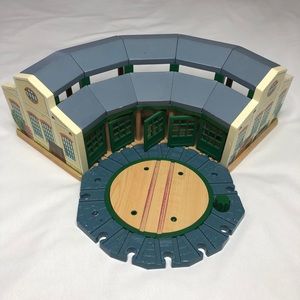 RARE wooden Thomas Tidmoth Sheds kids toy